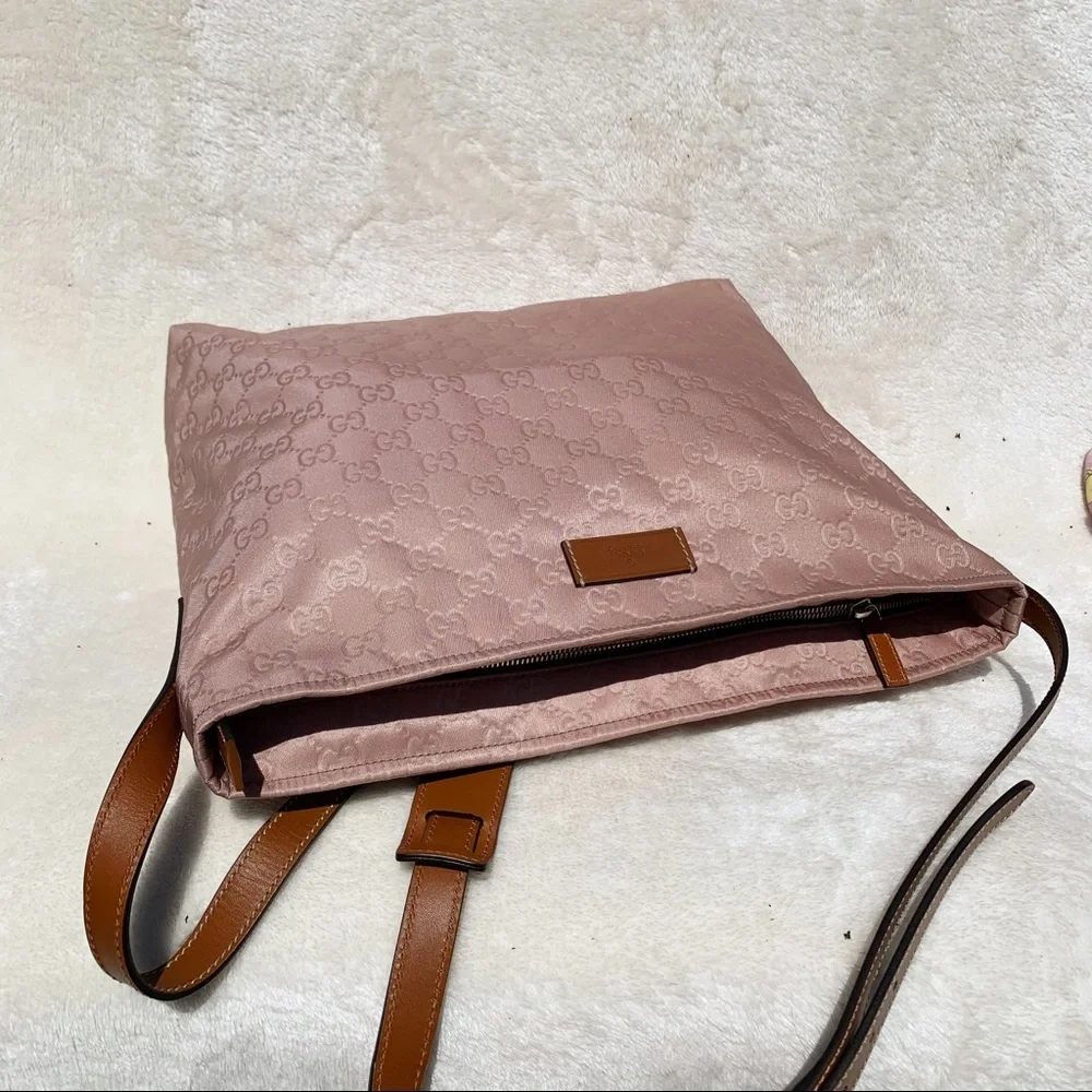 NWT Authentic Gucci Nylon Guccissima Messenger Bag - Picture 5 of 10